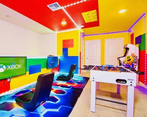 211JW-GAMEROOM2