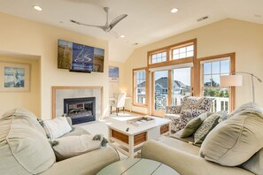 Top-Level Living Room with Deck Access