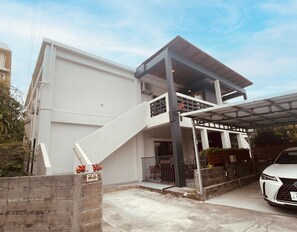 Exterior (public road side)
