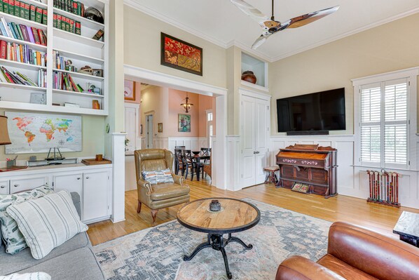 Wilmington Vacation Rental | 2BR | 2BA | 1,200 Sq Ft | Access Only By Stairs