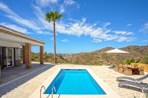 Private pool with amazing view