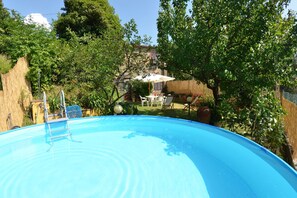 Schwimmbad des Ferienhauses