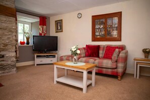 Sitting room with TV