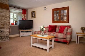 Sitting room with TV