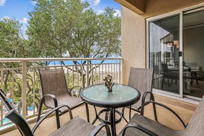 Private 5th Floor Balcony at 5507 Hampton Place