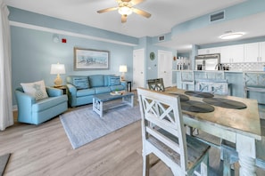 Spacious living room