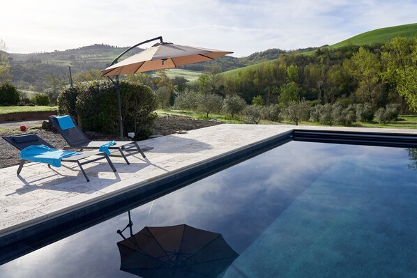 Privater Pool 9x5m