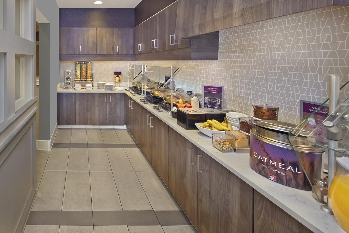 Ensuring a Very Comfortable & Memorable Stay! 3 Cozy Units, Free Breakfast!