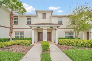1-web-or-mls-1569-plunker-dr