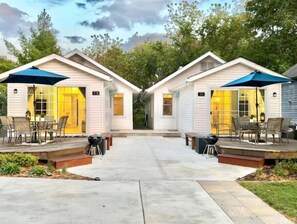 Mirror-image twin cottages that are family-friendly and dog welcoming