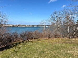 Large back yard for outdoor enjoyment