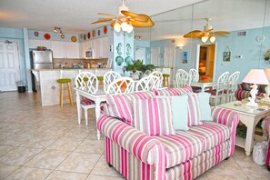 Dining Room, Dining Table, Furniture, Indoors, Table