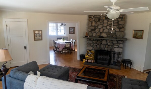 Living Room Fireplace with view of Dining room