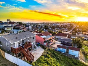 1-bedroom pet-friendly studio, just miles from Downtown San Diego by Rather Be Properties