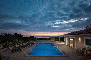 Private Pool