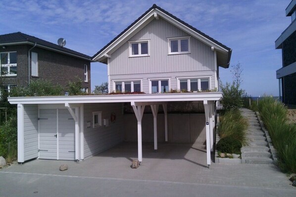Holiday Home Exterior [summer]