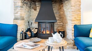 Sitting Room, Gable Cottage, Bolthole Retreats