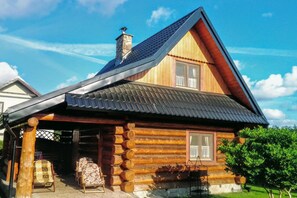 Stugans exteriör [sommar]