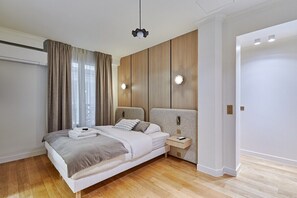 Chambre N2 avec lit double 160 cm  avec salle de bain