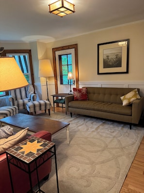 Living Room - 
2 couches -  2 club chairs - coffee tables
WIFI Smart TV & Cable