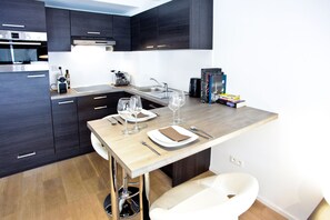 Dining area and kitchen 