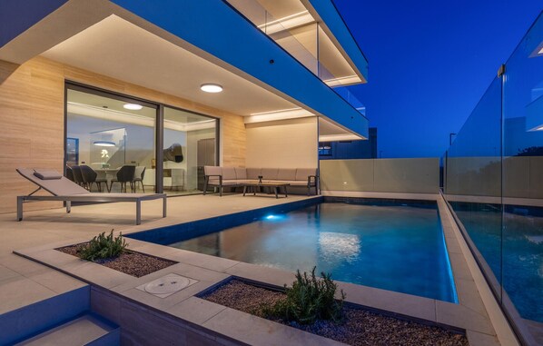 pool
