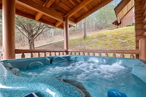 Bain à remous extérieur
