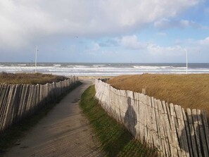 Accès plage de la résidence