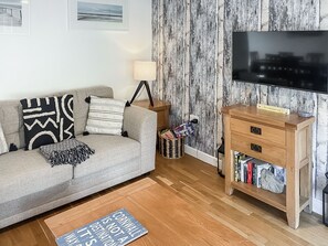 Living area | Trebellan, Porthtowan