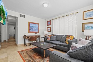 Living room opposite view