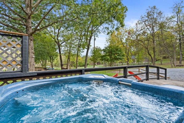 Bain à remous extérieur