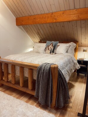 Bedroom 2- Queen Bed with kids play space. Perfect for families!