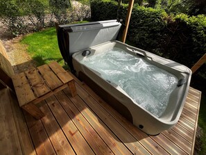 Spa privatif chauffé à 38°C