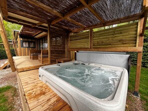Spa privatif chauffé à 38°C