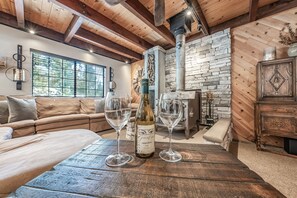 Enjoy a bottle of wine upon arrival!