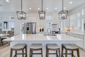 Kitchen, 2nd Floor