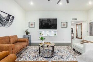 Living Room w/ Smart TV