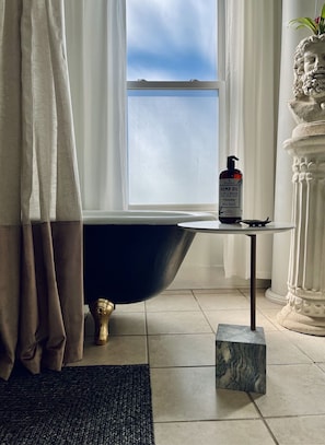 Master Bathroom.