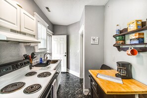 Kitchen | Single-Story Unit | 2nd-Floor Apartment