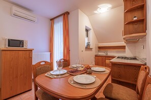 Kitchen and dining area