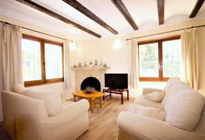 Living-dining room
