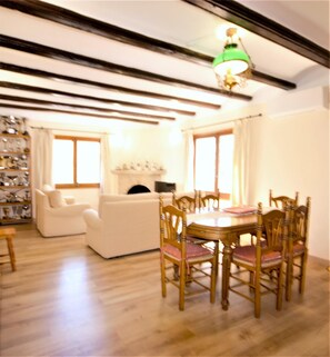 Living-dining room