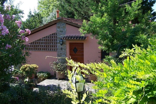 Holiday Home Exterior [summer]