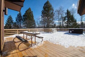 Incredible views out off the deck