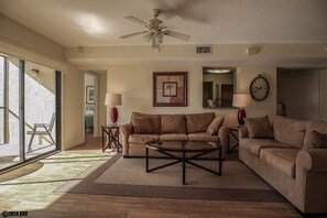 Comfortable and relaxing setting for your vacation