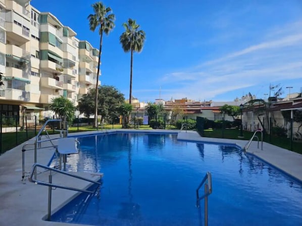 Piscina (1)