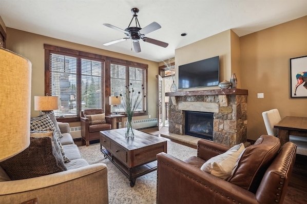 Living Room, Water House on Main 5104, Breckenridge Vacation Rental