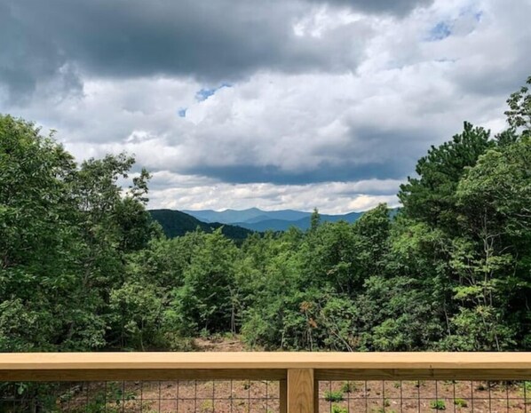 Welcome to Grand View Cabin