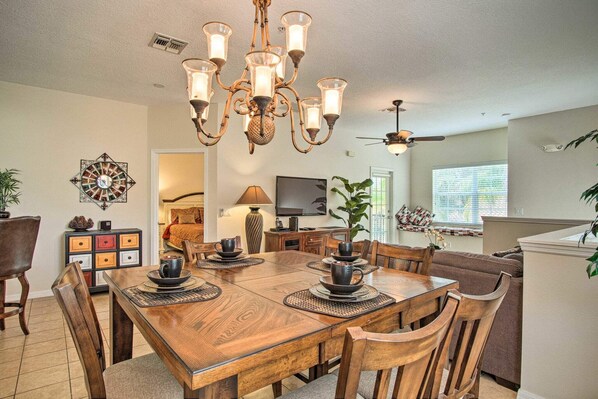 Dining Table for 6