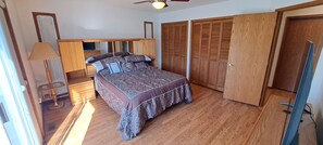 upstairs master bedroom